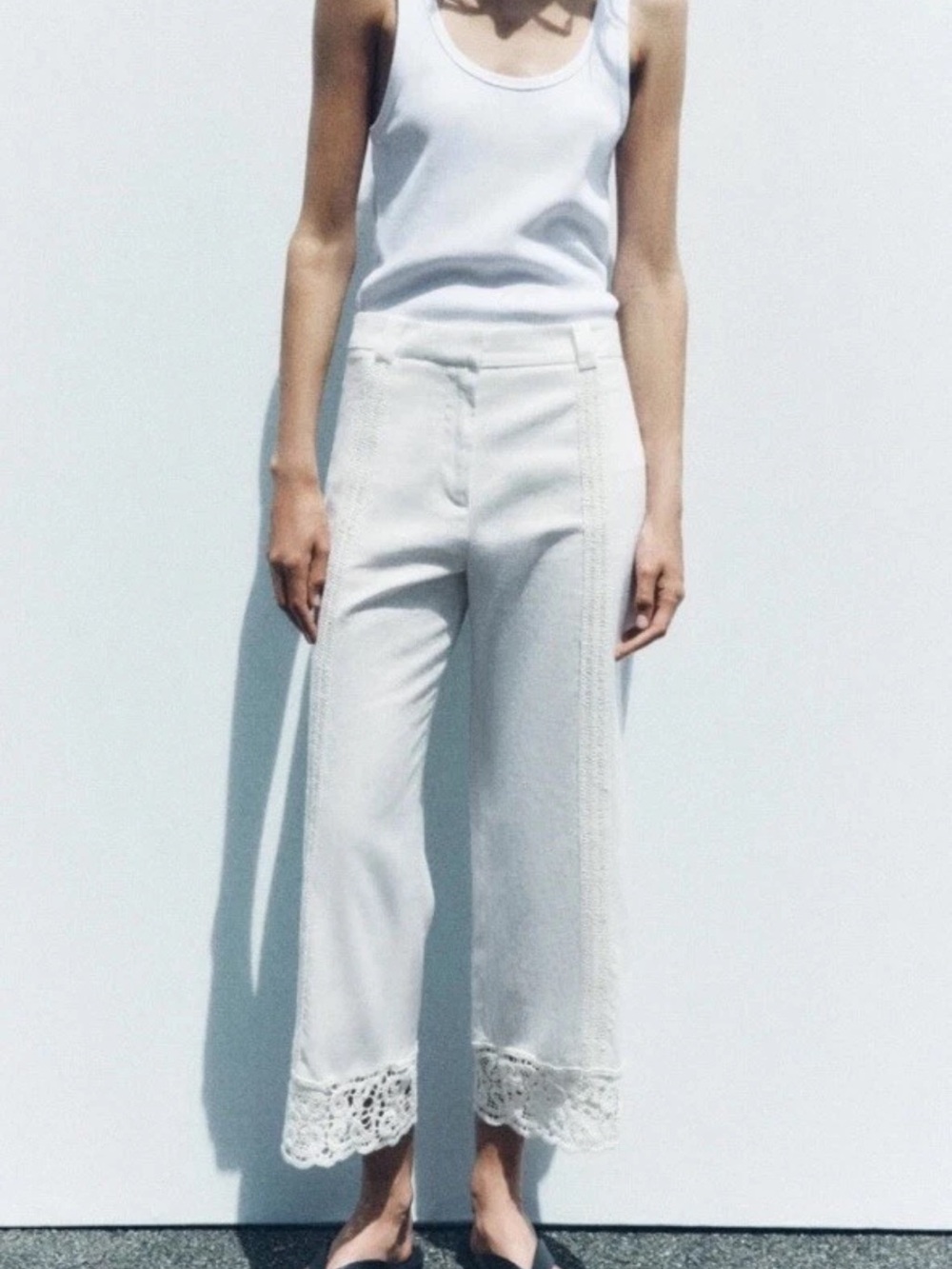 NWT ZARA White Linen Blend Crochet Trousers Size  S, Bloggers Fave